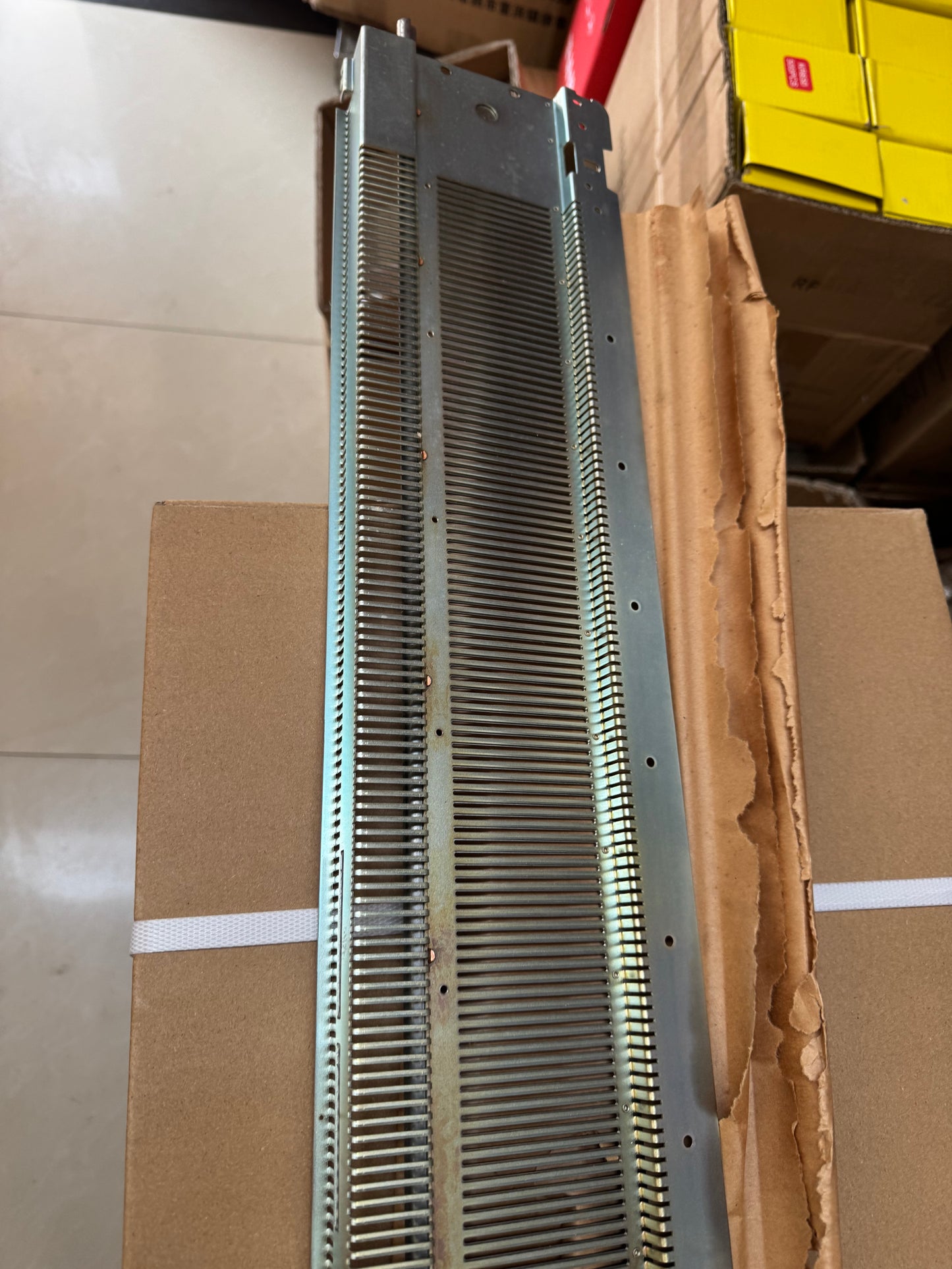 Needle Bed Unit for Silver Reed/ Singer Standard Gauge Knitting Machine 11036779
