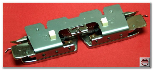 90% New SINKER PLATE ASSEMBLY - Brother KH710 Knitting Machine 409395001