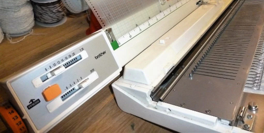 Brother KL116 knit-leader for Knitting Machine KH260 KH270 KH940 KH970 KH820, KH830, KH836, KH840, KH860, KH864, KH868, KH881, KH890, KH891