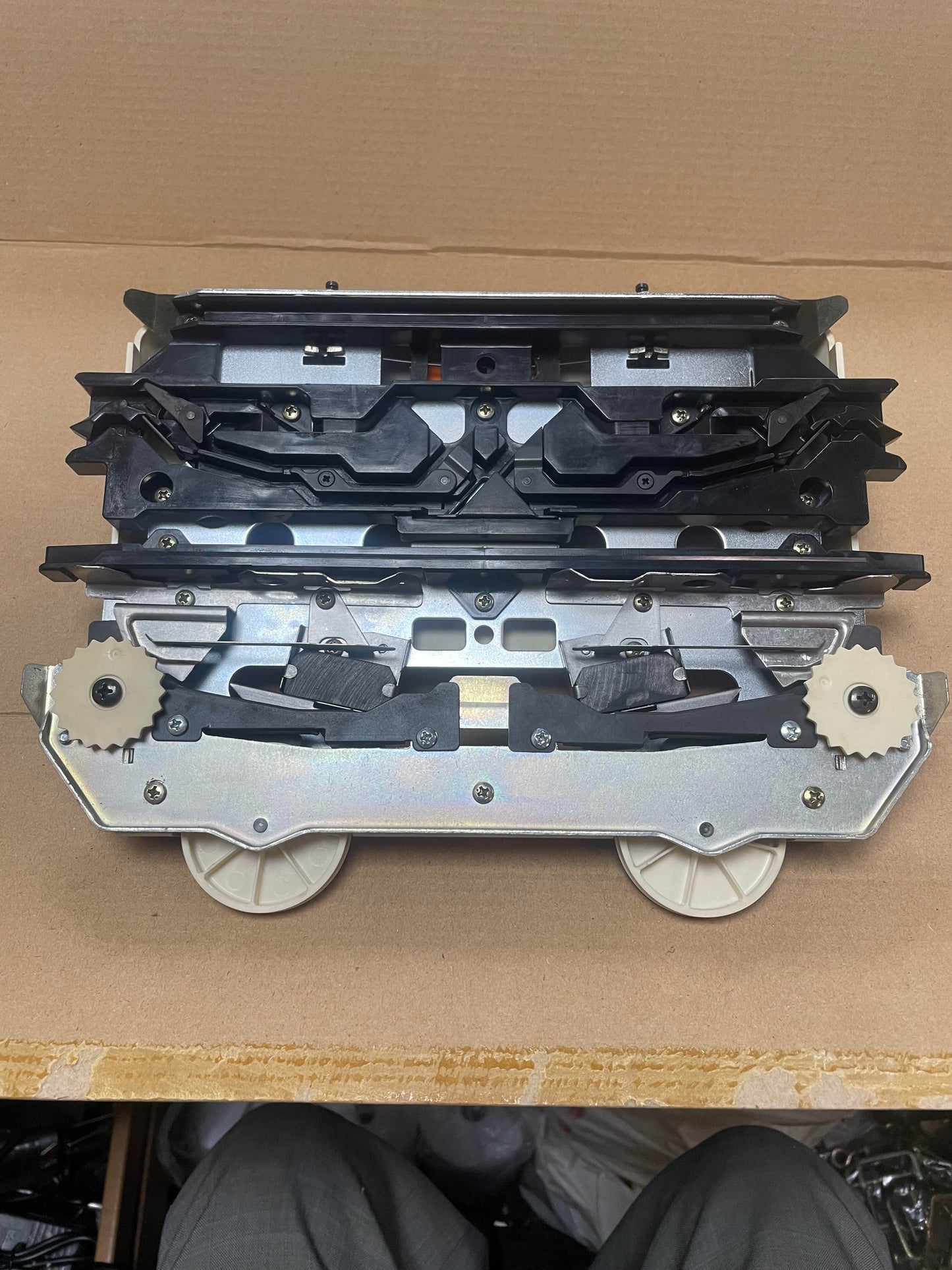 Lace Carriage TOYOTA Standard Gauge Knitting Machine KS901 KS950 / KS757 / KS858
