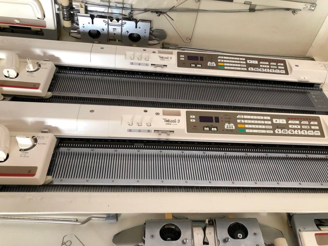 Brother KH940 Electronic Computerized  Knitting Machine