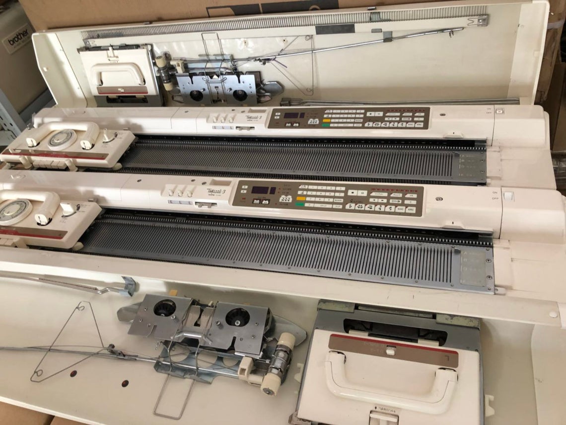 Brother KH940 Electronic Computerized Knitting Machine