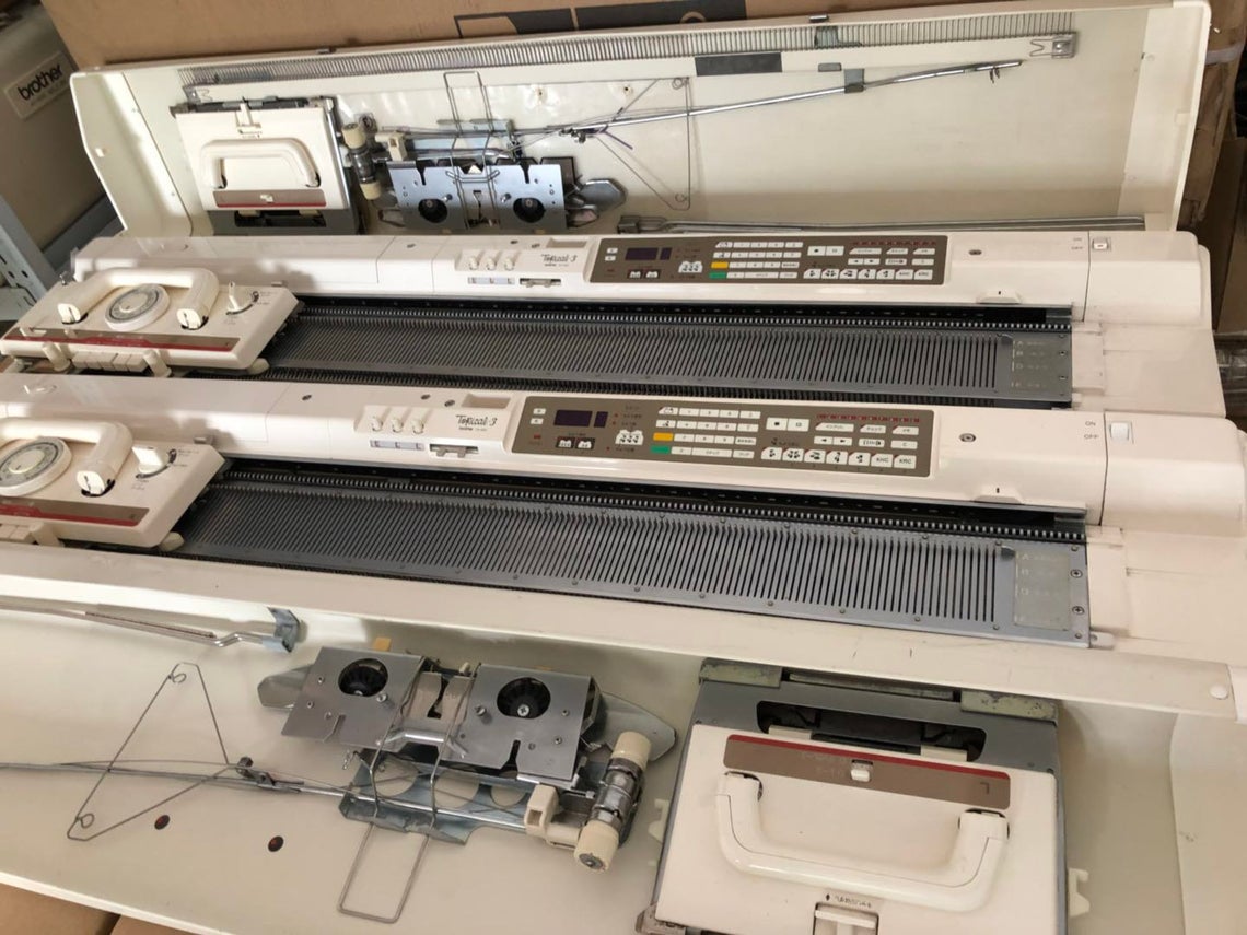 Brother KH940 Electronic Computerized  Knitting Machine