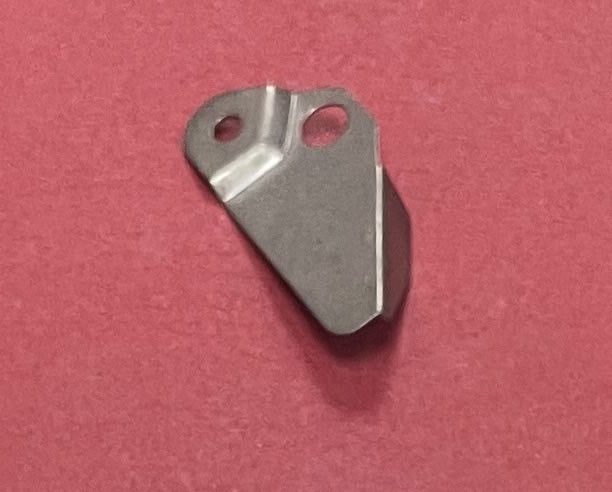 Guard Cam B Silver Reed Singer SK150, SK151. AG155 04816880 04826889