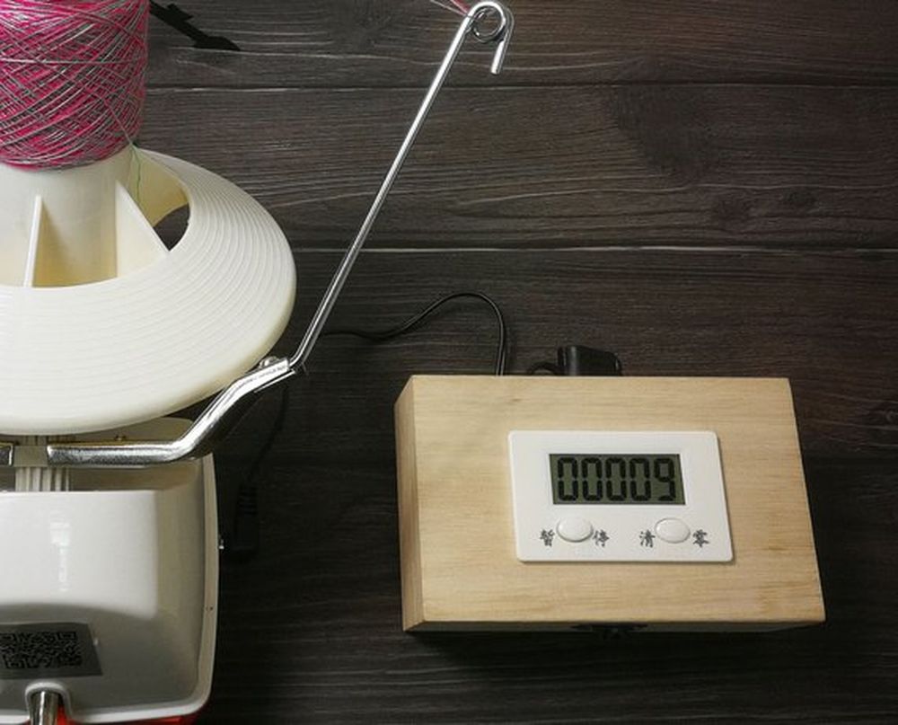 L2 Jumbo Yarn Ball Winder W/ Electric Rotation & Meter Counter – Hong Kong  Knitting Machine
